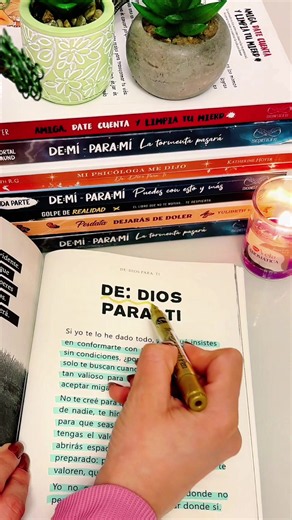 De Dios para ti ✨ 💫 Disponible en Amazon. 📍Consíguelo en las siguientes librerías: 🇦🇷 Argentina: Granica/ Cuspide 🇨🇷 Costa Rica: Librería internacional 🇸🇻 El Salvador: Internacional Libros y regalos 🇪🇸 España: Casa del libro / FNAC 🇪🇨 Ecuador: Mr. Books - Librimundi 🇲🇽 México: Gandhi 🇻🇪 Venezuela:  58 4129660893 🇨🇴 Colombia: Panamericana 🇨🇱 Chile: Antártica libros 🇵🇪 Perú: Librerías Crisol 🇵🇦 Panamá: El lector / Librería Matilda #librosrecomendados #saludmental #soltar #d