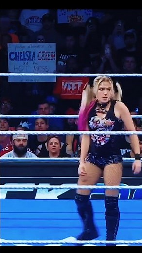Queen & Goddess Take Over the Ring#short