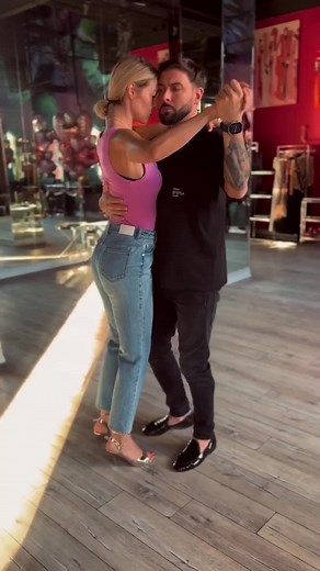 Tango Dance Performance by Yulia Kimova & Kirill Parshakov