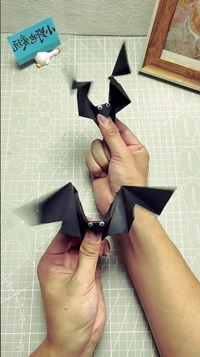 How to Make an Easy DIY Origami Bat! 🦇 (Flapping Wings!)