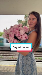Lovely Sisters’ Birthday: Peonies & Afternoon Tea in London