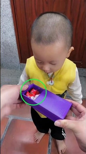 This Magic Candy Box Prank Tricks Everyone #shorts #fyp