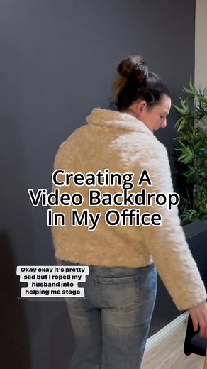 14K views · 210 reactions | What do you do on date night?  Time alone at night without the kids is hard to come by, but I love tinkering around with home decor so finishing of my backdrop wall in my home office was the perfect end to this date night ❤️ #paintedfurniturelove #upcycling #datenight #homeinspo #homedecor #refinishedfurniture #furniture | Refinish With Jade | Facebook