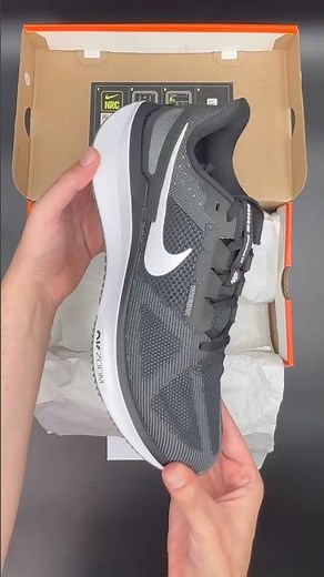 Unleash Comfort with Nike Structure 25: Best Shoes for Flat Feet!