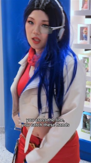 Suzy Q on Instagram: "You cross the line, you catch these hands!! 🦜 If you play Falco in Super Smash Bros Ultimate (SSBU), try to down taunt, followed by a cancel into down Smash, see what happens. Proof that he always had cocky pilot swagger, from Star Fox to Smash Bros. StarFox Falco Lombardi SSBU cosplay"