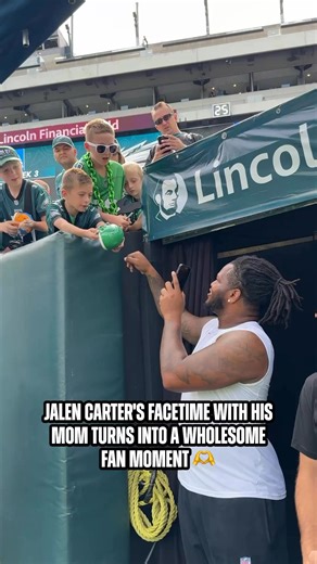 “Hi Jalen Carter’s mom!! 👋” LARvsPHI on FOX/FOX One watch.nfl.com | NFL