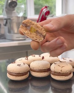 Explore a delightful array of flavors with "The Macaron Book: 12 Foolproof Recipes for Bright Flavors" 🤩! Discover a collection of delicious treats that promise to elevate your baking sessions. Enjoy unique combinations and vibrant visuals that ensure each macaron you create becomes a masterpiece 🔥. Here's a glimpse of what awaits inside: 1. Apricot & Praline Macarons 2. Bilberry & Lemon Macarons 3. Black Currant & Coffee Macarons 4. Caramelized Apple & Cinnamon Macarons 5. Chestnut & Black Cu