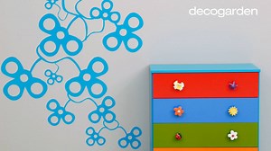 Colocar un vinilo en la pared es una tarea sencilla, aunque hay que ser muy cuidadoso y paciente para conseguir un buen resultado. Descubre cómo colocar un vinilo en la pared paso a paso, ¡toma nota! | Decogarden