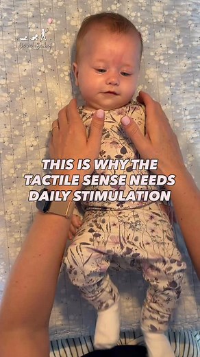 The tactile sense is the sense of touch. A baby needs tactile stimulation several times a day to feel calm, sleep well, and to be emotionally regulated. Some babies are naturally calmer and well-regulated, so they don’t need extra touch than what the daily carrying and cuddling offers. Other babies require more sensory input to stay calm and fall asleep on their own. Signs that your baby is seeking tactile input include: 🔸A high need for oral stimulation (e.g., needing the breast in the mouth t