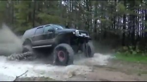 This is one badass Ford Excursion | Razor4x4