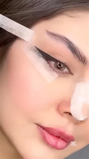 Eyeliner Hack for Beginners That ACTUALLY Works 😱✍🏽 | UK #beautyhacks