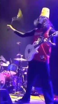 Buckethead nunchucks solo #buckethead #guitarsolo #guitarist #guitar #guitarshred #shredguitar