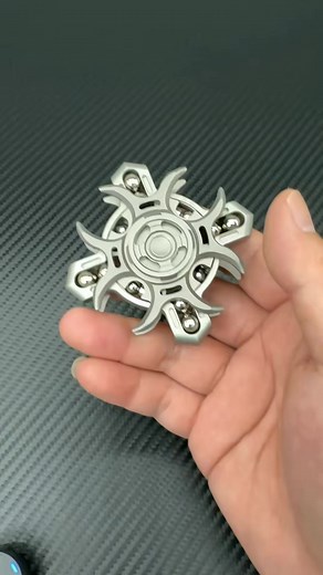 139K views · 1.3K reactions | Do you like these fidget spinners with metallic sounds#glowinthedark #fidgetslider #EDC #fidgettoys #fidgetspinner | Fidget Toys | Facebook
