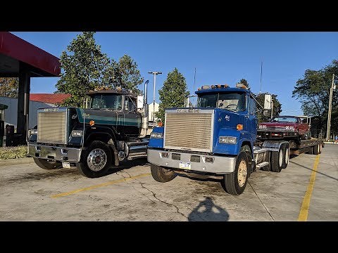 1988 and 1989 Mack Superliners Coming Home From the 2019 ATCA Mack Days Truck Show
