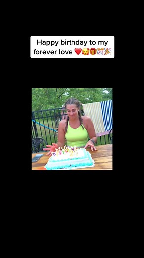 JOYEUX ANNIVERSAIRE À MA COMPLICE 🎈🎉🎁❤️😘 #jeeba #happybirthday #221🇸🇳 #senegalaise_tik_tok