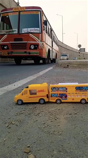 Unboxing and testing my homemade remote control City bus |🔥