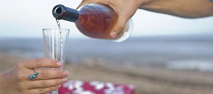 Ne confondez pas votre mère et son alcoolisme - Psychologies.com