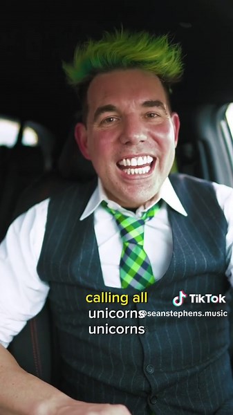 Calling all Unicorns! 🦄 This is the song for business owners that nobody asked for 🤔 What do you all think? #unicorns #ceo #ceomusician #music #businessowner #singer #singersongwriter #songwriter #artist #newartist #newmusic #musictok #fyp