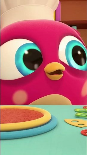 Hop Hop and Peck Peck are cooking a toy pizza with toy vegetables. #toyfood #animation #cartoon