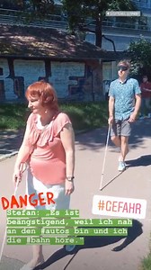 Wie ist es, plötzlich blind zu sein? Unser SWR Reporter Stefan wagt den Selbstversuch und ist einen Tag lang blind. Begleitet wird er von Bianka, die mit drei Jahren ihr Augenlicht verloren hat. #swrheimat | Landesschau Baden-Württemberg