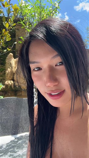 Hop in hehe 😉 #bali #bathtime #filipina #fyppppppppppppppppppppppp #swimsuit