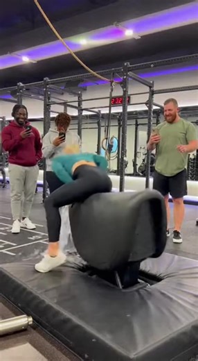 cznwdnbg (@cznwdnbg)’s videos with original sound - cznwdnbg