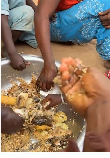 Démon fissel mbadane seti famille bi 🥰 togual thieb bou wekh 🥰🍽️ @NDIAYE LO BOUROI✪🇸🇳 @Djibane o Ndjiciss #mayakama #serere #fisselmbadane #touba #senegalaise_tik_tok