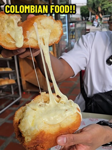 Trying traditional Colombian food 🇨🇴 #foodreview #foodlover #foodie #mukbang #fyp