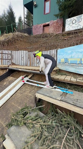СТРИБКИ НА ЛИЖАХ З ТРАМПЛІНА - Верховина #Верховина #skijamping #лижі #тренер #skijumping