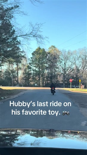 Sold hubby’s favorite toy. #foryoupage #fyp #motorcycle #gettingold