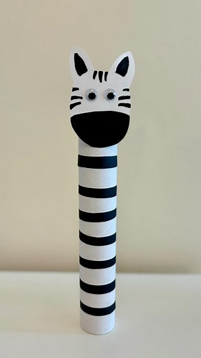 Mel | Early Childhood Educator | Paper Roll Zebra 🦓🦓 Follow @artsandcrafts4kids for more ideas! 🌟 . . . #sensoryactivities #artsandcrafts #diyartsandcrafts... | Instagram