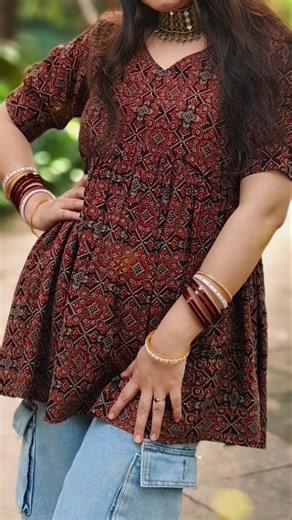 short kurti to wear over jeans for girls #stitching #youtubeshorts #viral #shorts