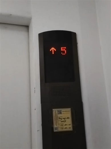 Mitsubishi GPS-III Elevator at Unnamed Apartment - Tower B (Left) Lift Information: Brand: Mitsubishi Model: GPS-III Traction: - Speed: ??? Search: Common Capacity: Unknown Floor: 1 - 10 History: Original [•] : Locked Floor Camera Recording Information: Recording Phones Uses: Samsung Galaxy A05s Recording Date: 12/12/2025 Recording Duration Times: 1m 28s Video Editor Uses: #CapCut (Full High Quality Mode) #elevator #lifts #mitsubishi #mitsubishielevator #mitsubishielectric #fyp #foryou