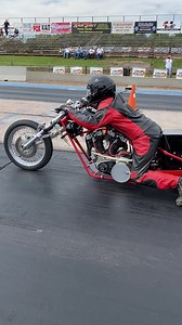 210K views · 2.5K reactions | 18 year old rider and 21 year old sister as crew chief! It’s great to see some youth in this sport! This team has dreams of racing Top Fuel Harleys one day! | CycleDrag | Facebook
