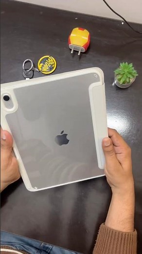 Unboxing the all-new **Apple iPad(A16) 11th Gen 2025**