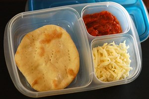 Homemade Lunchables: Pizza