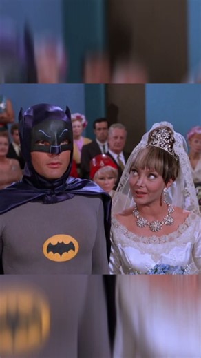 Batman 1966: una poción de amor casi casa a Batman 😳