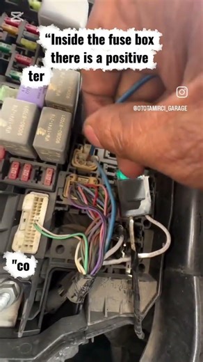 Hidden Fuse Box Trick to Start Your Car! 🔧