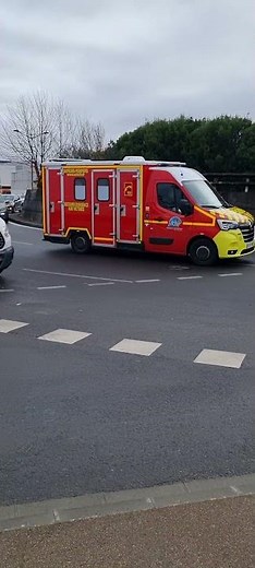 [ Secours Urgences] - Samu 31 sirène à l'américaine