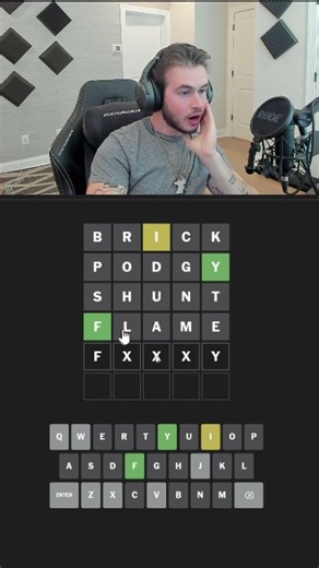Squishy Teaches @amustycow WORDLE The RIGHT Way #wordle #tutorial