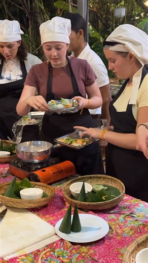 A look back on the recent Year 9 Cambodia Service-Learning Immersion. 🇰🇭 A group of Year 9 students recently returned from Cambodia after 9 days exploring the country’s history and culture and supporting development efforts, returning home with expanded worldviews and a determination to continue driving sustainable change. The 9-day trip included explorations of the magnificent Temples of Angkor, a study of the country’s tumultuous Khmer Rouge period, and the opportunity to learn from and with