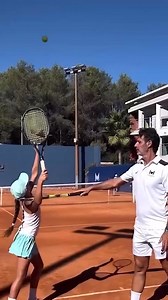 252K views · 1.5K reactions | Here’s how to gain power on the serve  #tennis #tennisplayer #tennistips #tenniscoach #tennislessons #tennisserve | Patrick Mouratoglou | Facebook