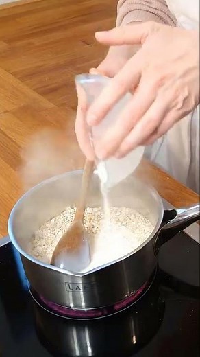 Porridge | in less than 10 Min | 3 Ingredients | Vegan & Easy Recipe | KitchenMade #Shorts