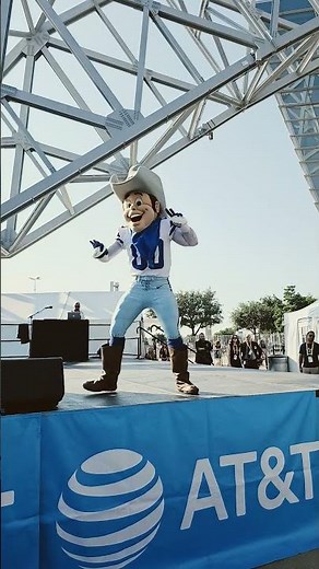 SCARIEST Mascot in Sports. DALLAS cowboys Rowdy