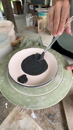 Bowl - Plate in the glazing process #pottery | Pottery Videos