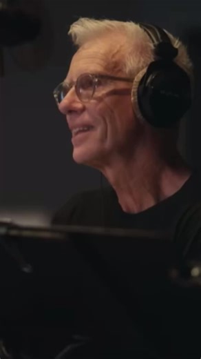 Behind the Chaos: Meet the real voice of Stitch - Chris Sanders 🎬✨ #liloandstitch #stitch #voiceactor #voiceacting #animation #behindthescene #movie #fyp