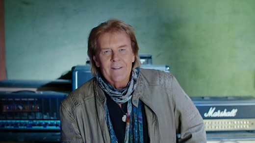 1.1K views · 61 reactions | Wir haben ein neues Musikvideo für euch  Zur Einstimmung auf die morgige Albumveröffentlichung von Howard Carpendale könnt ihr euch jetzt das Musikvideo zu "Hello Again" auf unserem YouTube-Kanal anschauen  ► https://youtu.be/EhvYsq_brQM Wie gefällt es euch? Und freut ihr euch auch schon auf das Album morgen? Schreibt es uns doch unten in die Kommentare  | ICH FIND SCHLAGER TOLL! | Facebook