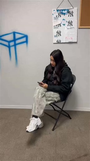 Refinery Youth (West Campus) on Instagram: "RY! 🚨 Don’t forget this Saturday we’ve got our Social Emotional Workshop 🙌 ⏰ 9AM – 3PM 👥 Ages 10-19 FREE FOOD Talking about healthy relationships — love, life & stability 💬❤️ 👉 Register — link in bio 🎁 If 50 people show up, they’re giving away AirPod Pros + an iPad 💳 Finish the class = $15 Visa gift card Pull up, bring a friend, and don’t miss it 🔥"