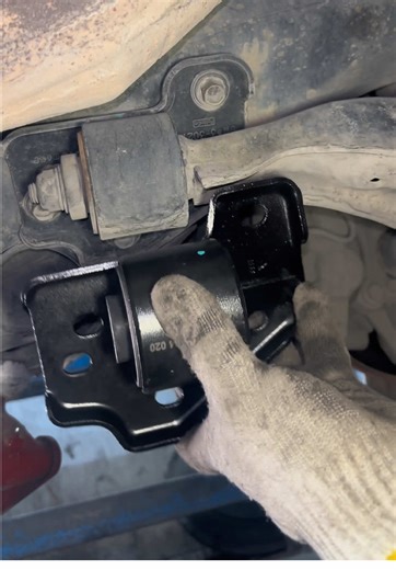 Installing Lower Control Arm Bushing on Ford Crown Victoria