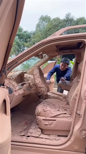 Car Restoration: Transforming Old Cars into New Gems